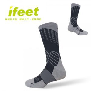 【ifeet】全方位足弓壓力運動襪籃球襪(9817)-1雙入-黑色(24-26CM)：圖片 1