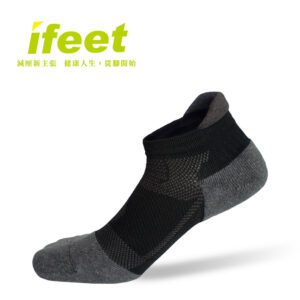 【ifeet】跑者悍將3D立體運動襪(8458)-1雙入-灰色：圖片 3