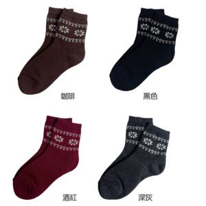【老船長ifeet】冬天保暖棉質毛襪雪花1300-9台灣製造室內厚-6雙入：圖片 4